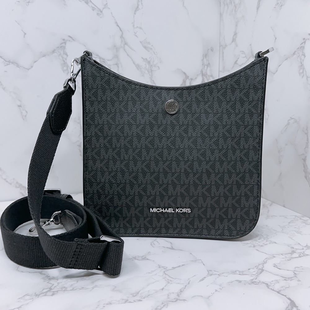 Michael Kors Briley Small Messenger